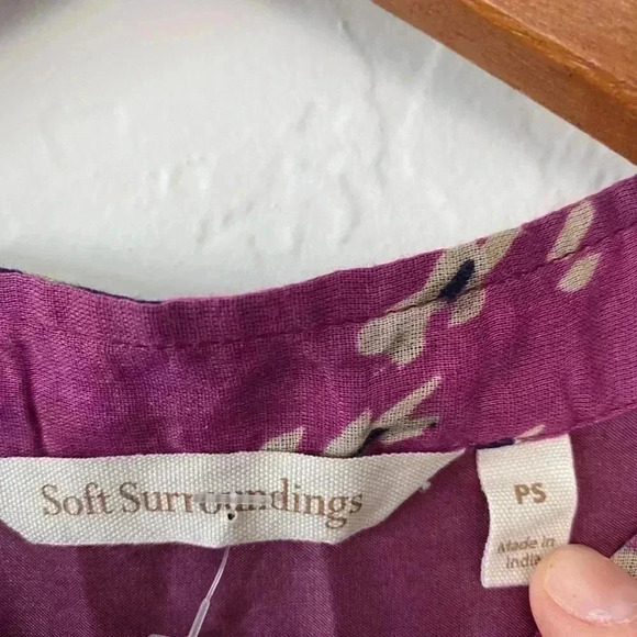 Soft surroundings floral button up top size PS - Picture 2 of 4